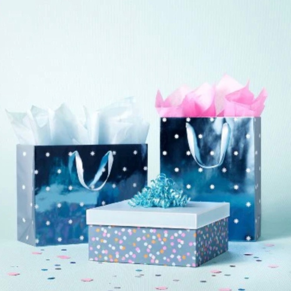 Colorful Polka Dot Gift Box - Picture 2 of 3